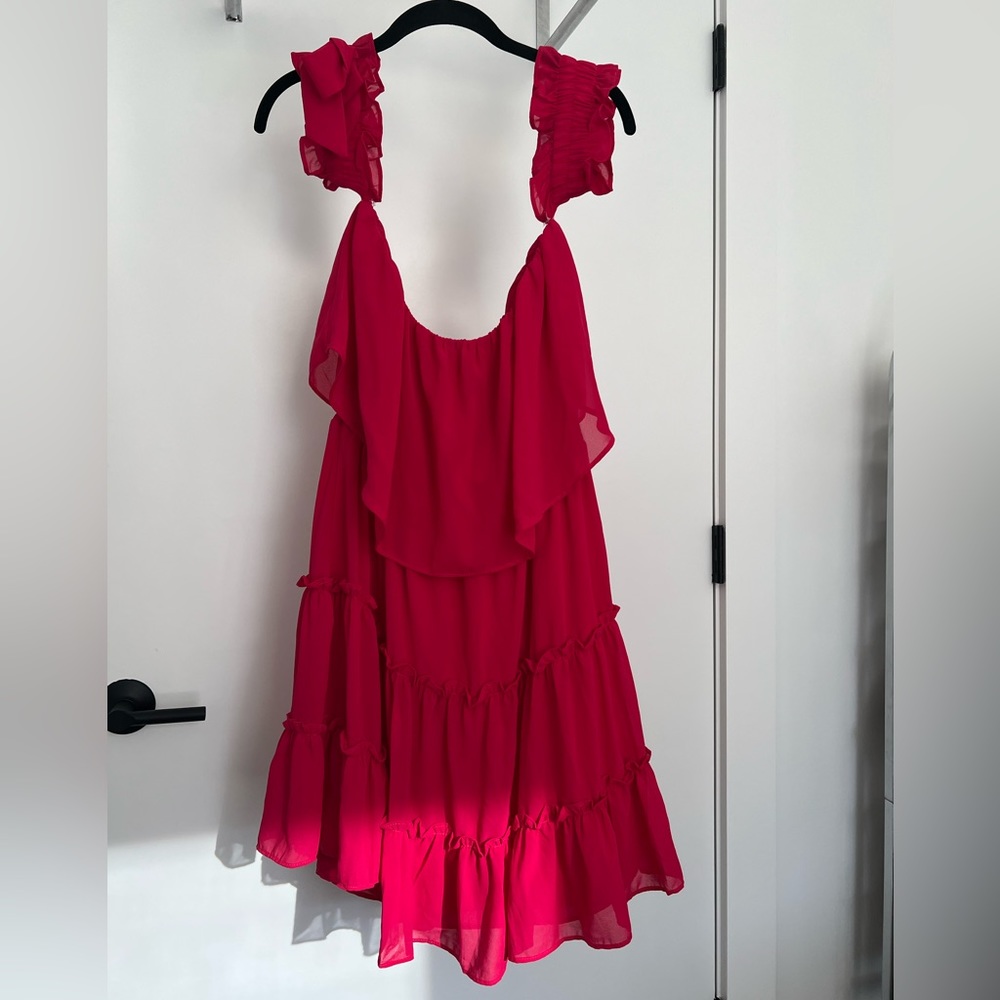 Lulu’s pink ruffle dress
